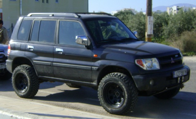 2357016 Pininokios car.jpg