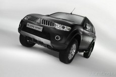 pajero_sport_02.jpg